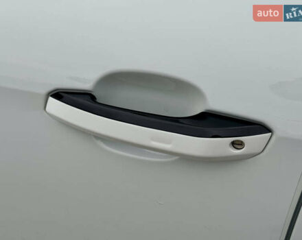 Белый Ауди А4, объемом двигателя 2 л и пробегом 132 тыс. км за 24500 $, фото 13 на Automoto.ua