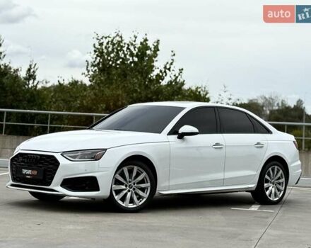Белый Ауди А4, объемом двигателя 2 л и пробегом 119 тыс. км за 24500 $, фото 3 на Automoto.ua
