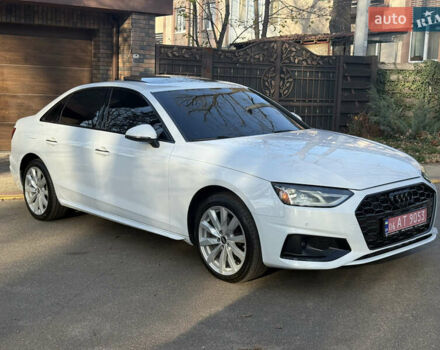 Белый Ауди А4, объемом двигателя 2 л и пробегом 131 тыс. км за 22500 $, фото 6 на Automoto.ua