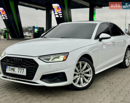 Белый Ауди А4, объемом двигателя 2 л и пробегом 132 тыс. км за 24500 $, фото 3 на Automoto.ua