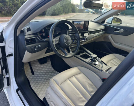 Белый Ауди А4, объемом двигателя 1.97 л и пробегом 58 тыс. км за 41999 $, фото 18 на Automoto.ua