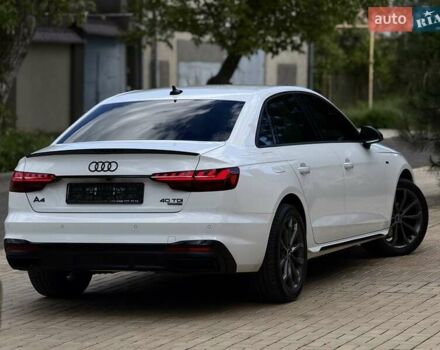 Білий Ауді А4, об'ємом двигуна 2 л та пробігом 37 тис. км за 35950 $, фото 39 на Automoto.ua