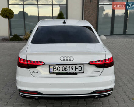 Білий Ауді А4, об'ємом двигуна 1.97 л та пробігом 45 тис. км за 27700 $, фото 18 на Automoto.ua