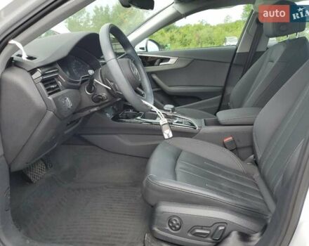 Білий Ауді А4, об'ємом двигуна 1.98 л та пробігом 39 тис. км за 10000 $, фото 6 на Automoto.ua