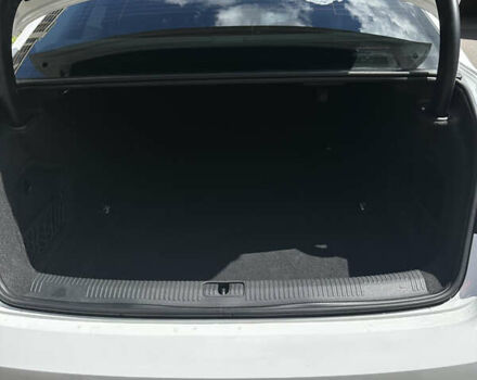 Белый Ауди А4, объемом двигателя 1.98 л и пробегом 54 тыс. км за 27700 $, фото 22 на Automoto.ua