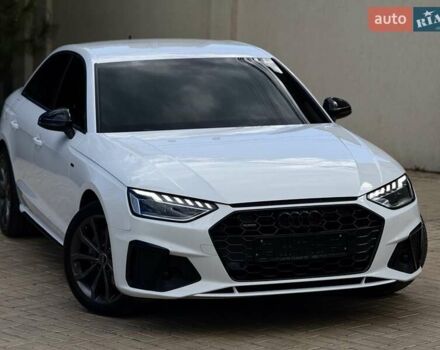Білий Ауді А4, об'ємом двигуна 2 л та пробігом 37 тис. км за 35950 $, фото 3 на Automoto.ua