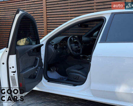 Белый Ауди А4, объемом двигателя 1.97 л и пробегом 46 тыс. км за 42500 $, фото 17 на Automoto.ua