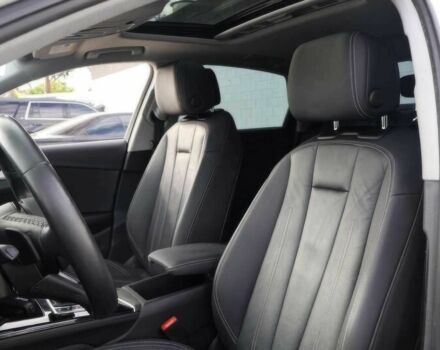 Белый Ауди А4, объемом двигателя 2 л и пробегом 27 тыс. км за 18000 $, фото 8 на Automoto.ua