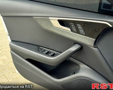 Білий Ауді А4, об'ємом двигуна 2 л та пробігом 132 тис. км за 24500 $, фото 6 на Automoto.ua
