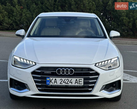 Белый Ауди А4, объемом двигателя 1.97 л и пробегом 58 тыс. км за 41999 $, фото 5 на Automoto.ua