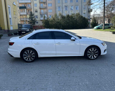 Білий Ауді А4, об'ємом двигуна 2 л та пробігом 32 тис. км за 29850 $, фото 36 на Automoto.ua