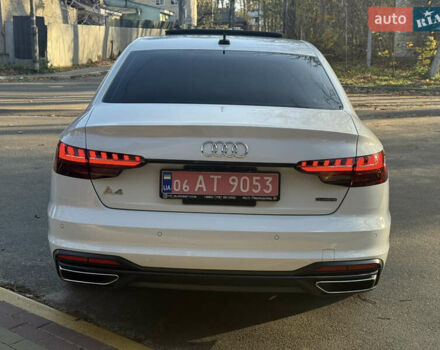 Белый Ауди А4, объемом двигателя 2 л и пробегом 131 тыс. км за 22500 $, фото 3 на Automoto.ua