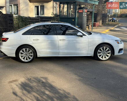 Белый Ауди А4, объемом двигателя 2 л и пробегом 131 тыс. км за 22500 $, фото 5 на Automoto.ua