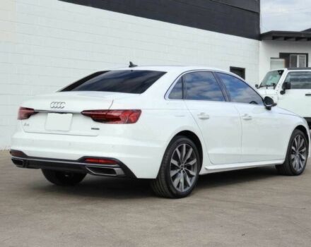 Белый Ауди А4, объемом двигателя 2 л и пробегом 27 тыс. км за 18000 $, фото 5 на Automoto.ua