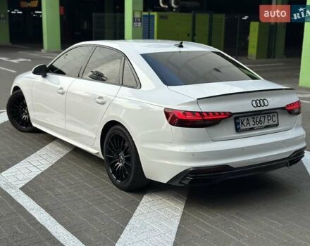 Білий Ауді А4, об'ємом двигуна 2 л та пробігом 47 тис. км за 30990 $, фото 1 на Automoto.ua