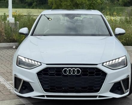 Белый Ауди А4, объемом двигателя 2 л и пробегом 22 тыс. км за 27900 $, фото 1 на Automoto.ua