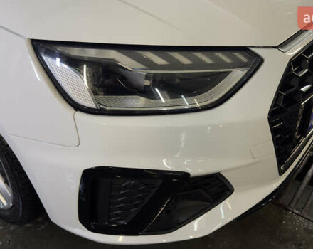 Білий Ауді А4, об'ємом двигуна 1.98 л та пробігом 62 тис. км за 33000 $, фото 4 на Automoto.ua