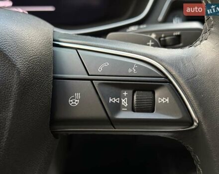 Білий Ауді А4, об'ємом двигуна 2 л та пробігом 47 тис. км за 30990 $, фото 27 на Automoto.ua