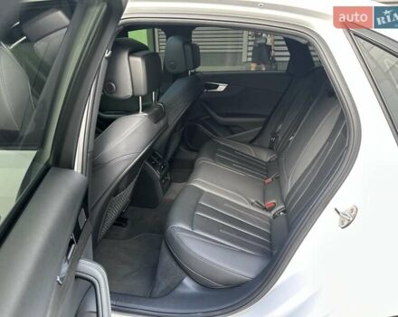 Білий Ауді А4, об'ємом двигуна 2 л та пробігом 47 тис. км за 30990 $, фото 40 на Automoto.ua
