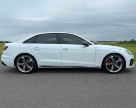 Белый Ауди А4, объемом двигателя 2 л и пробегом 34 тыс. км за 14500 $, фото 5 на Automoto.ua