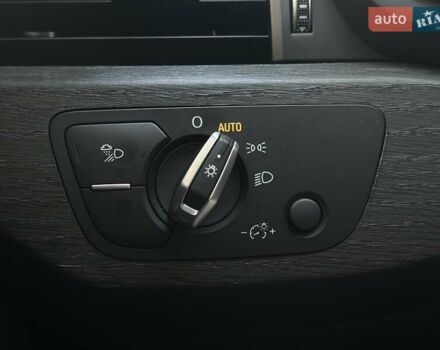 Білий Ауді А4, об'ємом двигуна 2 л та пробігом 47 тис. км за 30990 $, фото 21 на Automoto.ua