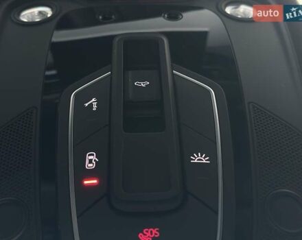 Білий Ауді А4, об'ємом двигуна 2 л та пробігом 47 тис. км за 30990 $, фото 37 на Automoto.ua