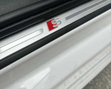 Білий Ауді А4, об'ємом двигуна 1.98 л та пробігом 32 тис. км за 31999 $, фото 17 на Automoto.ua