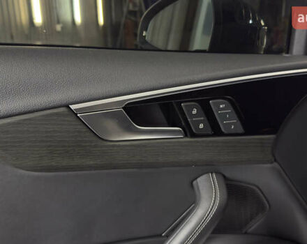 Білий Ауді А4, об'ємом двигуна 1.98 л та пробігом 62 тис. км за 33000 $, фото 9 на Automoto.ua