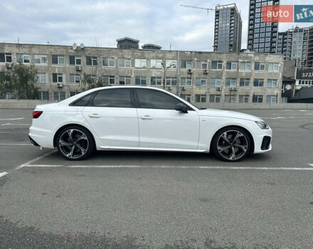 Білий Ауді А4, об'ємом двигуна 1.98 л та пробігом 32 тис. км за 31999 $, фото 6 на Automoto.ua