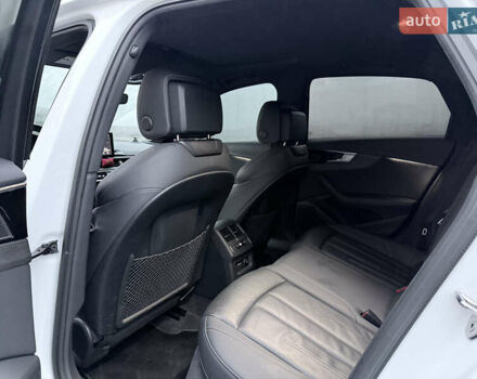 Білий Ауді А4, об'ємом двигуна 2 л та пробігом 65 тис. км за 35000 $, фото 6 на Automoto.ua