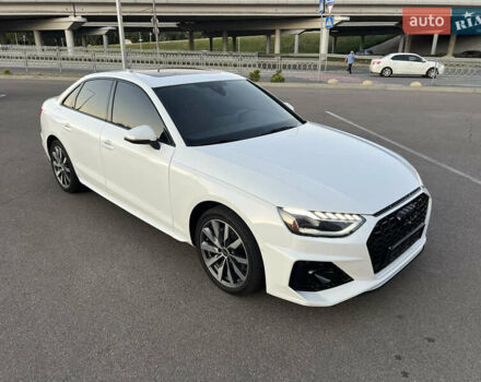 Белый Ауди А4, объемом двигателя 1.98 л и пробегом 34 тыс. км за 29900 $, фото 3 на Automoto.ua