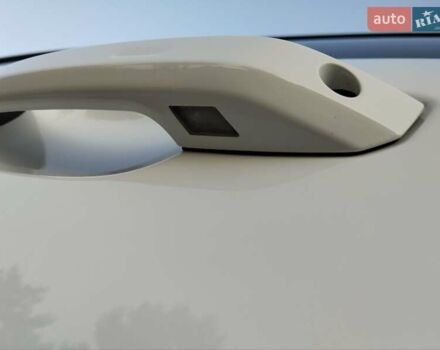 Белый Ауди А4, объемом двигателя 2 л и пробегом 85 тыс. км за 39000 $, фото 15 на Automoto.ua