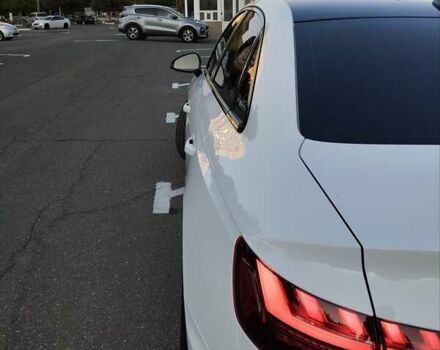 Белый Ауди А4, объемом двигателя 2 л и пробегом 85 тыс. км за 39000 $, фото 14 на Automoto.ua