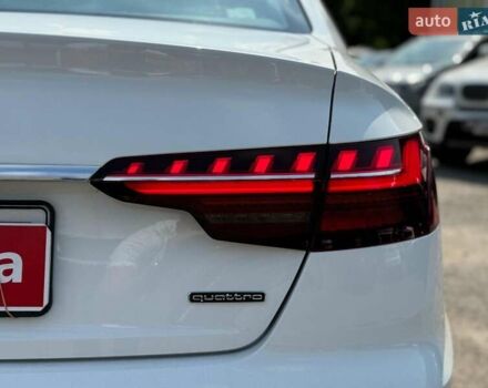 Белый Ауди А4, объемом двигателя 2 л и пробегом 11 тыс. км за 37690 $, фото 10 на Automoto.ua