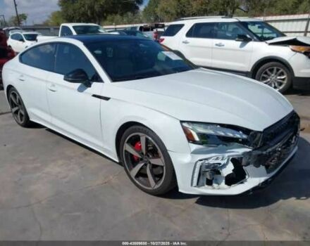 Білий Ауді А4, об'ємом двигуна 2 л та пробігом 63 тис. км за 23000 $, фото 2 на Automoto.ua