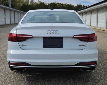 Белый Ауди А4, объемом двигателя 2 л и пробегом 20 тыс. км за 27900 $, фото 4 на Automoto.ua