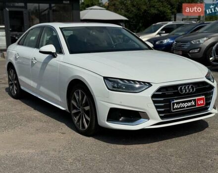 Белый Ауди А4, объемом двигателя 2 л и пробегом 11 тыс. км за 37690 $, фото 2 на Automoto.ua