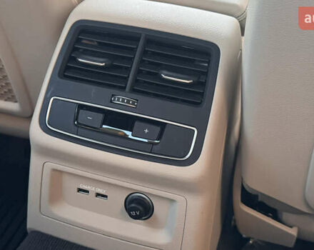 Белый Ауди А4, объемом двигателя 1.98 л и пробегом 15 тыс. км за 35500 $, фото 3 на Automoto.ua