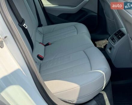 Белый Ауди А4, объемом двигателя 2 л и пробегом 11 тыс. км за 37690 $, фото 27 на Automoto.ua