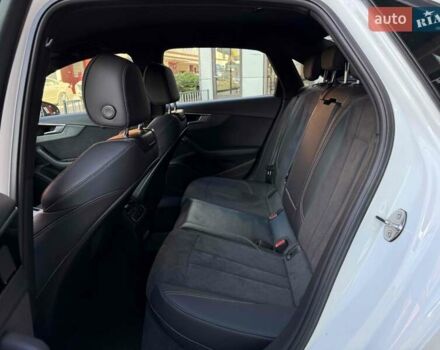 Белый Ауди А4, объемом двигателя 2 л и пробегом 47 тыс. км за 40900 $, фото 30 на Automoto.ua