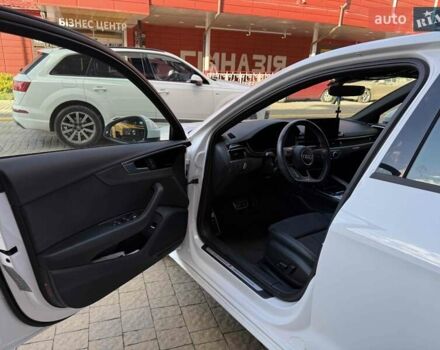 Белый Ауди А4, объемом двигателя 2 л и пробегом 47 тыс. км за 40900 $, фото 10 на Automoto.ua