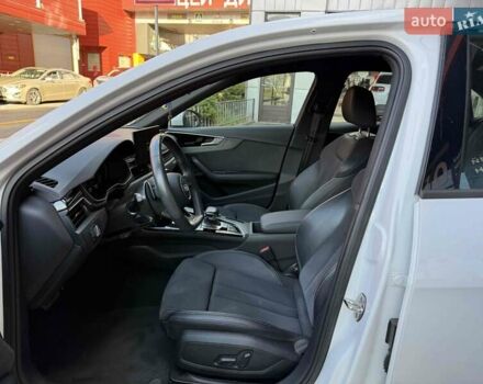 Белый Ауди А4, объемом двигателя 2 л и пробегом 47 тыс. км за 40900 $, фото 13 на Automoto.ua