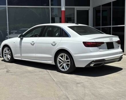 Белый Ауди А4, объемом двигателя 2 л и пробегом 22 тыс. км за 15000 $, фото 4 на Automoto.ua