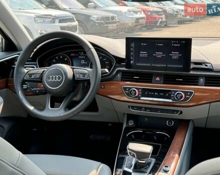 Белый Ауди А4, объемом двигателя 2 л и пробегом 11 тыс. км за 37690 $, фото 32 на Automoto.ua