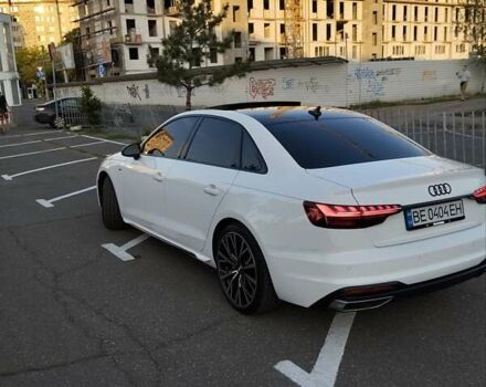 Белый Ауди А4, объемом двигателя 2 л и пробегом 85 тыс. км за 39000 $, фото 2 на Automoto.ua