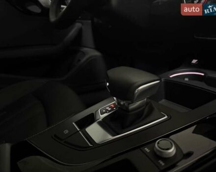 Белый Ауди А4, объемом двигателя 2 л и пробегом 18 тыс. км за 35500 $, фото 16 на Automoto.ua