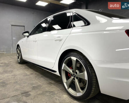 Белый Ауди А4, объемом двигателя 1.98 л и пробегом 16 тыс. км за 37900 $, фото 19 на Automoto.ua