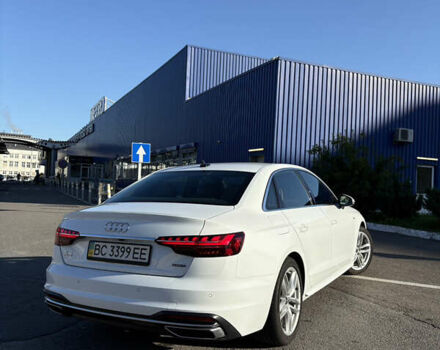 Белый Ауди А4, объемом двигателя 1.98 л и пробегом 9 тыс. км за 36500 $, фото 3 на Automoto.ua