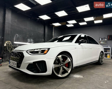 Белый Ауди А4, объемом двигателя 1.98 л и пробегом 16 тыс. км за 37900 $, фото 67 на Automoto.ua