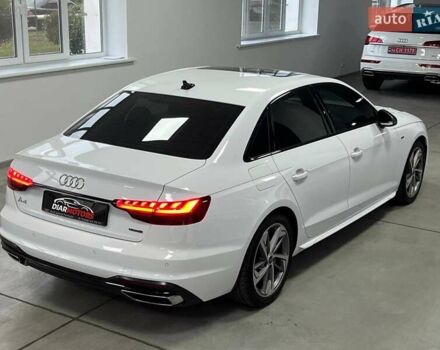Белый Ауди А4, объемом двигателя 2 л и пробегом 18 тыс. км за 35500 $, фото 3 на Automoto.ua